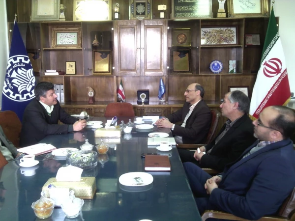 دیدار دکتر عروف زاد سرپرست مدیریت امور پردیس های استان اصفهان با رئیس دانشگاه صنعتی اصفهان