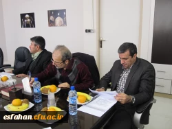 حضور دکتر تلخابی در پنجمین نشست کمیته علمی - اجرایی دومین همایش ملی تربیت معلم در مدیریت امور پردیس های استان اصفهان