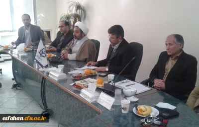 دکتر شهرام عروف زاد سرپرست پردیس شهیدباهنراصفهان:
دقت در استفاده از منابع،نظم وانضباط وخود ارزیابی باید سرلوحه کار کارکنان در مجموعه پردیس قرار گیرد.