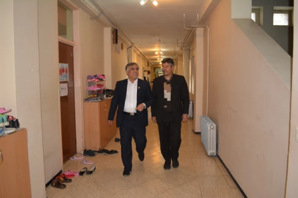 بازدید دکتر قنبری، معاون دانشجویی دانشگاه فرهنگیان از پردیس فاطمه زهرا(س) و مرکز آموزش عالی شهید رجایی استان اصفهان