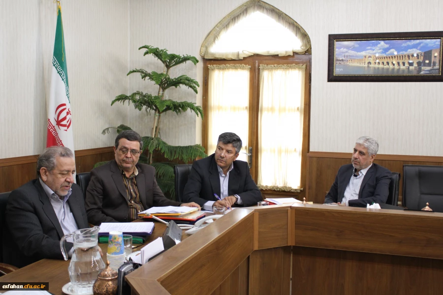 اولین جلسه هیأت امنای استانی دانشگاه فرهنگیان اصفهان برگزار گردید