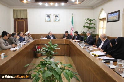 اولین جلسه هیأت امنای استانی دانشگاه فرهنگیان اصفهان برگزار گردید