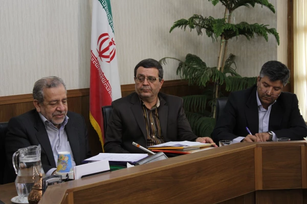 اولین جلسه هیأت امنای استانی دانشگاه فرهنگیان اصفهان برگزار گردید.