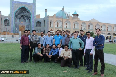 بازدید مهارت آموزان ماده 28 از مجموعه تاریخی میدان امام اصفهان دیار گنبدهای فیروزه ای