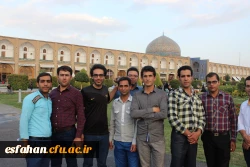 بازدید مهارت آموزان ماده 28 از مجموعه تاریخی میدان امام اصفهان دیار گنبدهای فیروزه ای