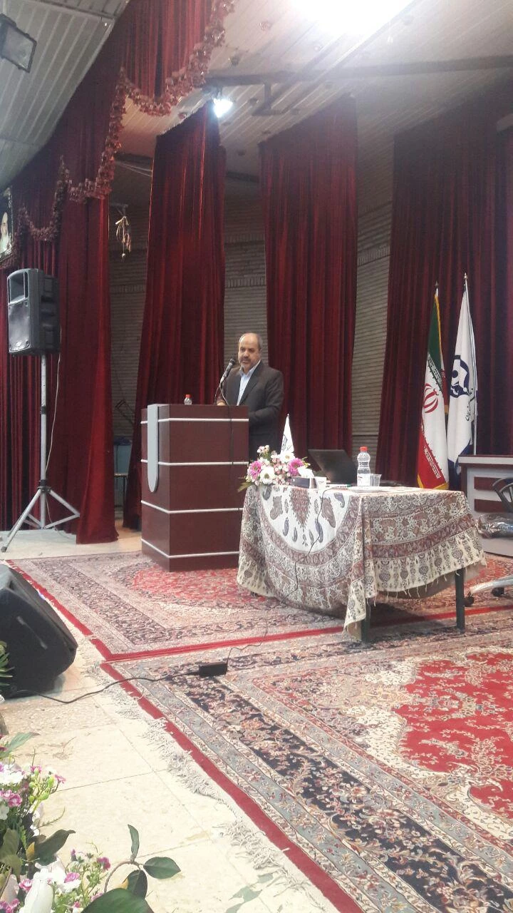 حضور مصطفی هادی زاده دبیر شورای مبارزه با مواد مخدر استان اصفهان در جمع مهارت آموزان ماده 28