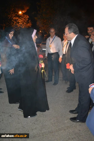 باحضور سرپرست دانشگاه فرهنگیان    
افتتاحیه نخستین جشنواره ورزش های همگانی و بازی های بومی محلی برگزار می شود؛ رقابت750دانشجومعلم