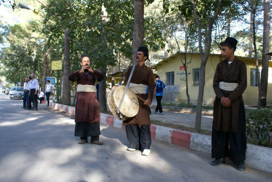 ورود تیم های ورزشی پسران به اردوگاه شهید بهشتی