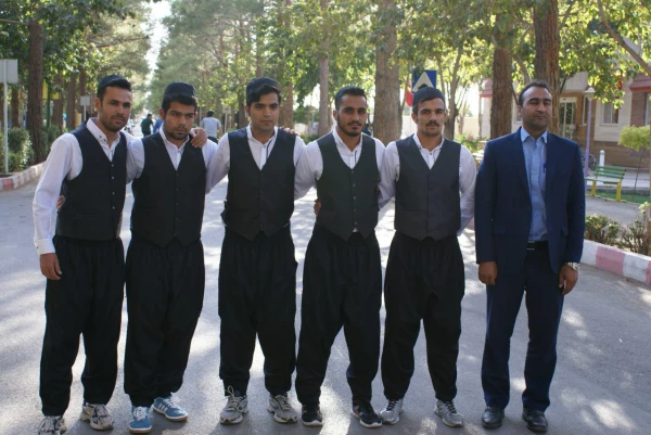 ورود تیم های ورزشی پسران به اردوگاه شهید بهشتی