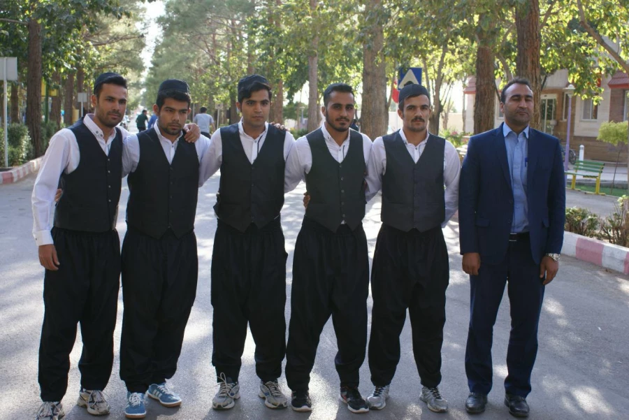 ورود تیم های ورزشی پسران به اردوگاه شهید بهشتی