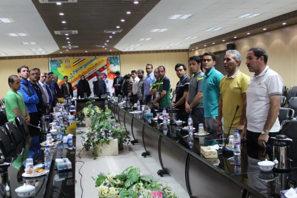 جلسه هماهنگی و قرعه کشی نخستین جشنواره ورزش های همگانی و بازی های بومی و محلی با حضور مسئولین، مربیان و سرپرستان