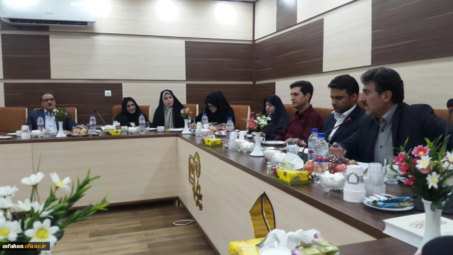طرح تعالی مدیریت مدرسه در استان اصفهان