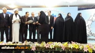 در سنندج برگزار شد:
اختتامیه سومین گردهمایی رویش اساتید و دانشجو معلمان دختر کشور