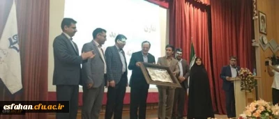 دکتر مهرمحمدی سرپرست دانشگاه فرهنگیان در مراسم آغاز سال تحصیلی پردیس علامه طباطبایی لرستان:
تبدیل فرهنگ گفت وگو به فرهنگ عمومی یکی از وظایف اصلی دستگاه تعلیم و تربیت