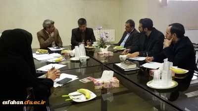 دکترعروف زاد درجمع کارشناسان فرهنگی استان :

به عنوان یک وظیفه حرفه ای دانشجو معلمان باید چند بعدی تربیت شوند.