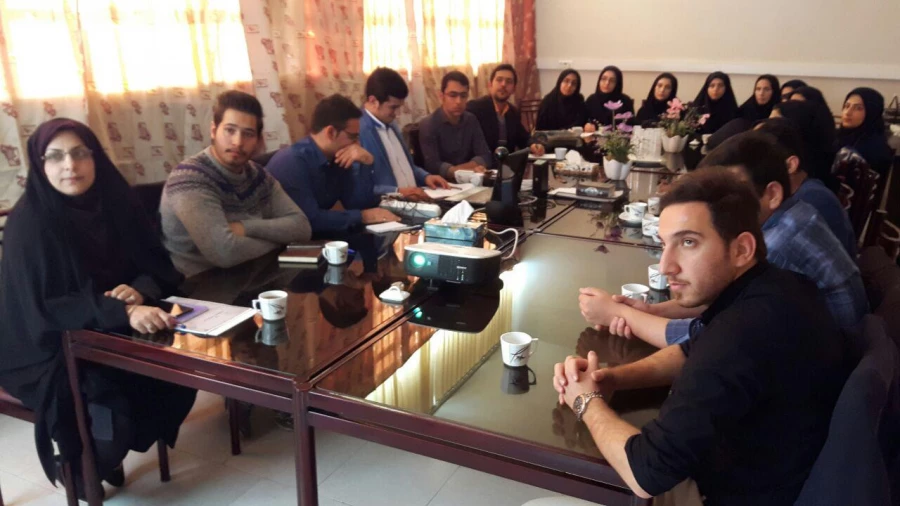 حضور دانشجویان شوراهای صنفی استان اصفهان در نشست بادکترمهرمحمدی سرپرست دانشگاه فرهنگیان