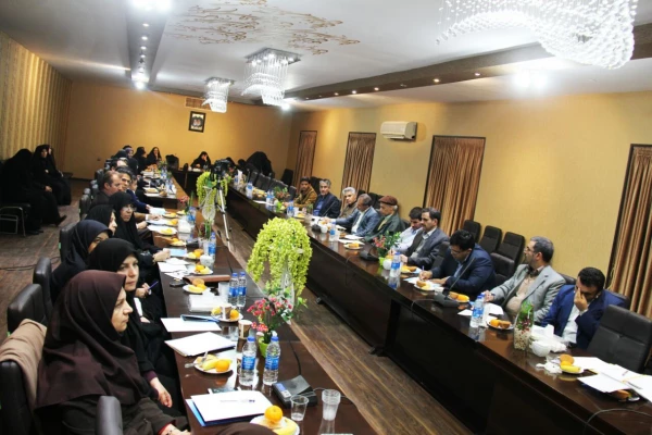 تصاویر مربوط به برگزاری کرسی یونسکو با  ((عنوان معلمان به مثابه یادگیرندگان مادام العمر ))