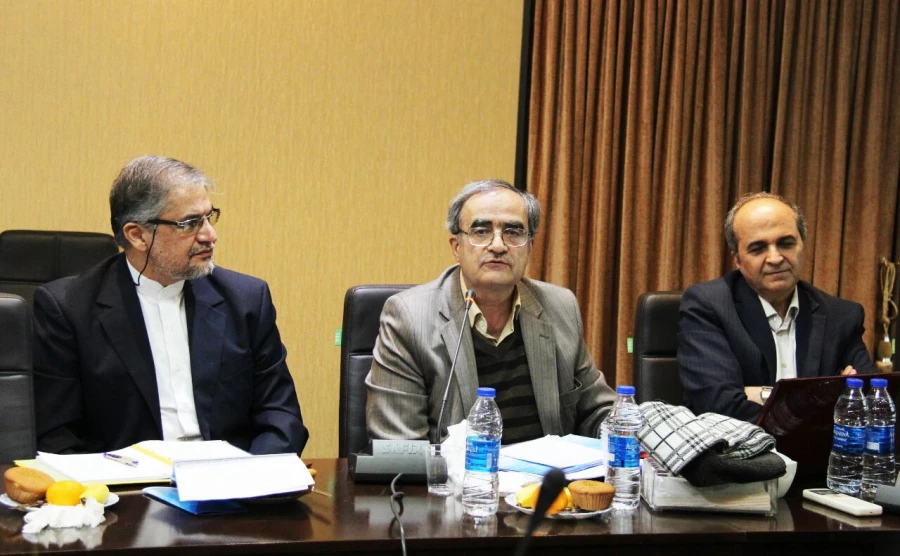 تصاویر مربوط به برگزاری کرسی یونسکو با  ((عنوان معلمان به مثابه یادگیرندگان مادام العمر ))