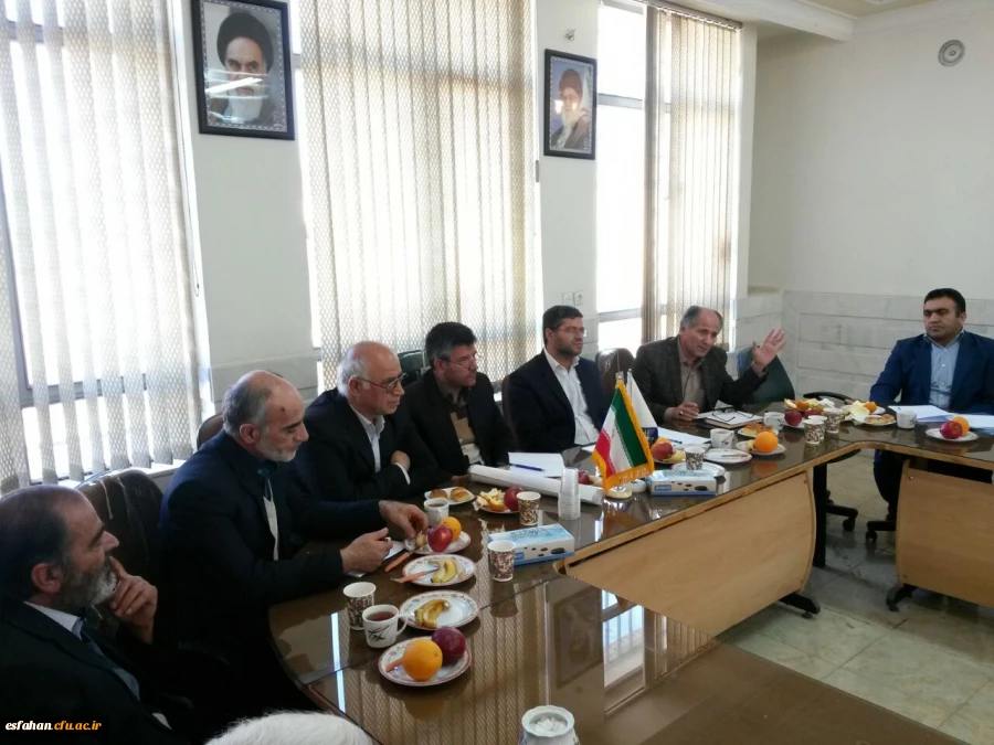 دکتر عروف زاد سرپرست امور پردیس های استانی در جمع دانشجویان مرکز آموزش عالی شهید  آیت نجف آباد