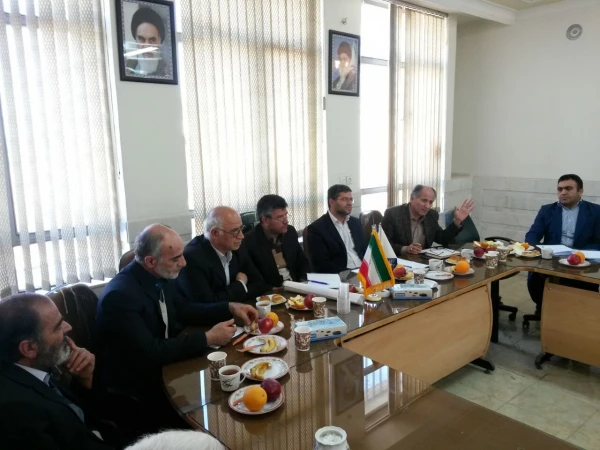 دکتر عروف زاد سرپرست امور پردیس های استانی در جمع دانشجویان مرکز آموزش عالی شهید  آیت نجف آباد