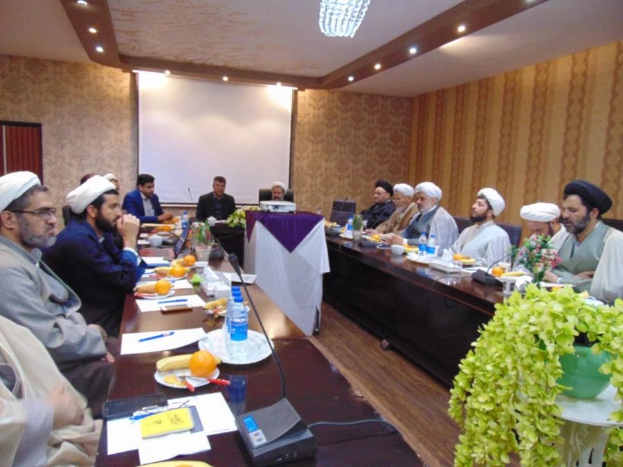 دکتر عروف زاد سرپرست امور پردیس های استان اصفهان

در نشست  هم اندیشی دبیران دفاتر نهاد نمایندگی مقام معظم رهبری  دانشگاه های استان