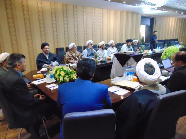 دکتر عروف زاد سرپرست امور پردیس های استان اصفهان

در نشست  هم اندیشی دبیران دفاتر نهاد نمایندگی مقام معظم رهبری  دانشگاه های استان