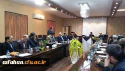 دکتر عروف زاد سرپرست مدیریت امور پردیس های استانی در دوره منطقه ای آموزش حقوقی مدیران (1):
هریک از کارکنان دانشگاه با توجه به گستره فعالیت ها خود باید از مسائل حقوقی مربوط به مسئولیت و حوزه فعالیت خود آگاهی داشته باشند .