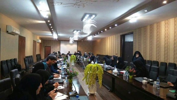 دکتر عروف زاد سرپرست مدیریت امور پردیس های استانی در دوره منطقه ای آموزش حقوقی مدیران (1):
هریک از کارکنان دانشگاه با توجه به گستره فعالیت ها خود باید از مسائل حقوقی مربوط به مسئولیت و حوزه فعالیت خود آگاهی داشته باشند .