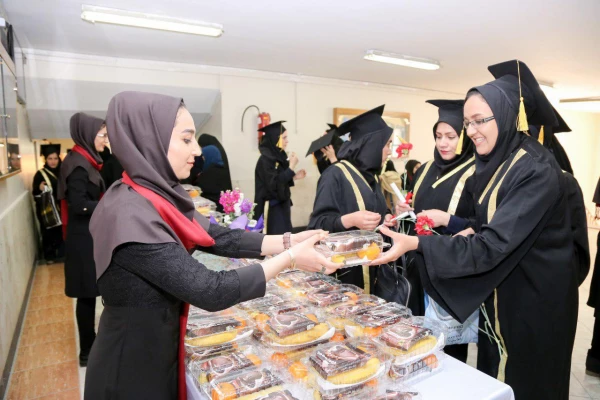 با حضور دکتر عروف زاد سرپرست مدیریت امور پردیسهای استان
نخستین دوره جشن دانش آموختگی دانشگاه فرهنگیان اصفهان برگزار شد