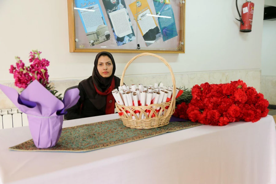 با حضور دکتر عروف زاد سرپرست مدیریت امور پردیسهای استان
نخستین دوره جشن دانش آموختگی دانشگاه فرهنگیان اصفهان برگزار شد