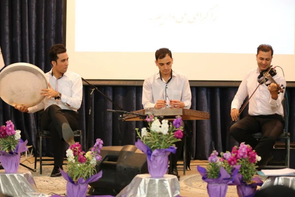 با حضور دکتر عروف زاد سرپرست مدیریت امور پردیسهای استان
نخستین دوره جشن دانش آموختگی دانشگاه فرهنگیان اصفهان برگزار شد