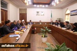 با حضور دکتر تاجیک اسمعیلی ، قائم مقام دانشگاه جلسه هیئت امنای دانشگاه فرهنگیان استان  اصفهان برگزار شد