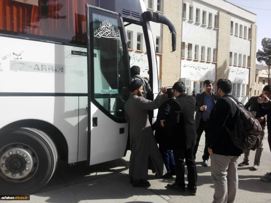 ردوی راهیان نور پردیس شهید باهنر اصفهان برگزار شد.