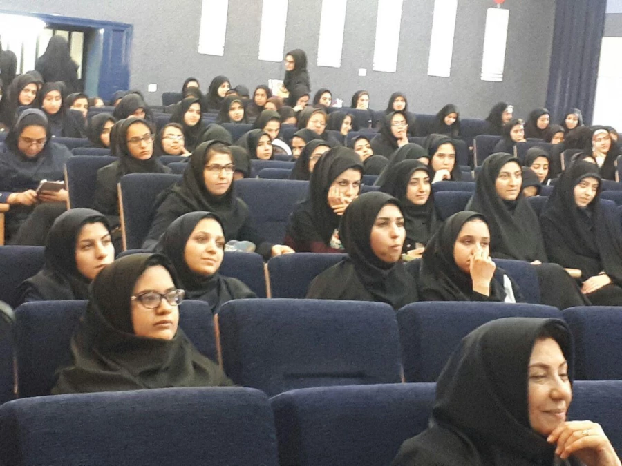 برگزاری همایش سفیران سلامت در پردیس ها و مراکزآموزش عالی دانشگاه فرهنگیان استان اصفهان