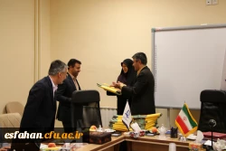 دکتر عروف زاد سرپرست مدیریت امور پردیس های استان اصفهان در جمع خبرنگاران:

اصحاب رسانه می توانند با تبادل اندیشه، نگاه نقادانه و نظارت رسانه ای خود عملکرد دستگاه های مختلف را ارتقا ببخشند.