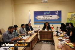 کتر عروف زاد سرپرست امور پردیس های استان اصفهان در نشست خبری اصحاب رسانه:

دانشگاه فرهنگیان به دنبال این است که از طریق معلمان و نظام تعلیم و تربیت نقشی در توسعه جامعه داشته