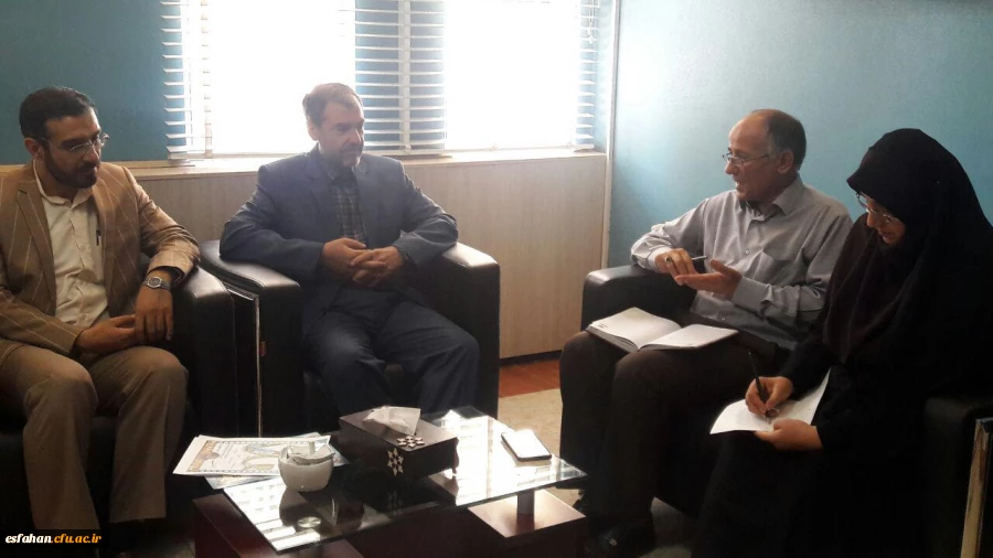 نشست مسئولین