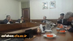 با حضور استاندار اصفهان جلسه هیات امنا دانشگاه فرهنگیان برگزار شد.
