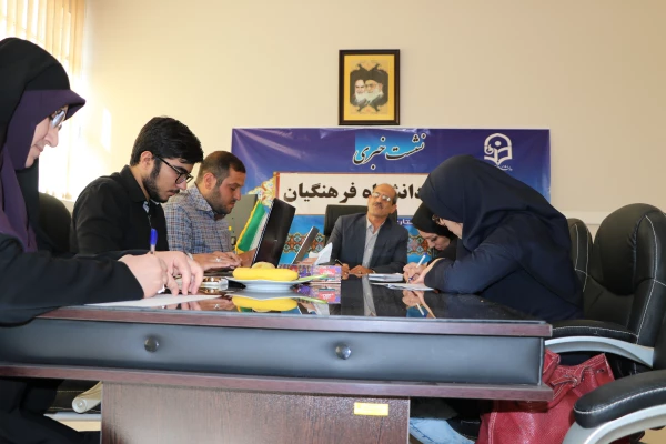 دکتر تاجیک اسمعیلی در حاشیه شورای راهبردی منطقه 7 کشور در جمع اصحاب رسانه:


ارتقاء تعلیم و تربیت موجب توانمندی و تخصص نسل آینده انقلاب است، خروجی این نسل عزت ملی و افتخار ملی است.