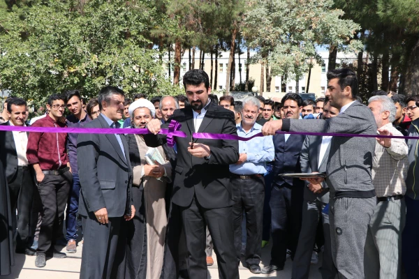 افتتاح اولین زمین چمن مصنوعی دانشگاه فرهنگیان در استان اصفهان؛
اصفهان در فعالیت های ورزشی دانشگاه های فرهنگیان کشور پیشتاز است