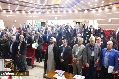 با حضور اساتید و پژوهشگران ملی و بین المللی آغاز شد:

نخستین سمپوزیوم تربیت معلم تطبیقی