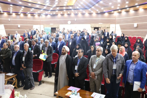 با حضور اساتید و پژوهشگران ملی و بین المللی آغاز شد:

نخستین سمپوزیوم تربیت معلم تطبیقی