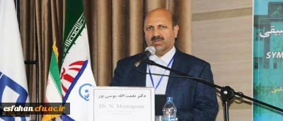 دکتر موسی پور در در نخستین سمپوزیوم تربیت معلم تطبیقی:

چالش های برنامه ریزی میان رشته ای تربیت معلم در فرهنگ رشته ای حاکم