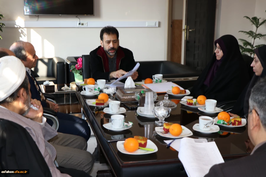 با حضور دکتر عروف زاد برگزار شد.
کارگروه کمیسیون ماده یک در مدیریت امور پردیس های دانشگاه فرهنگیان استان