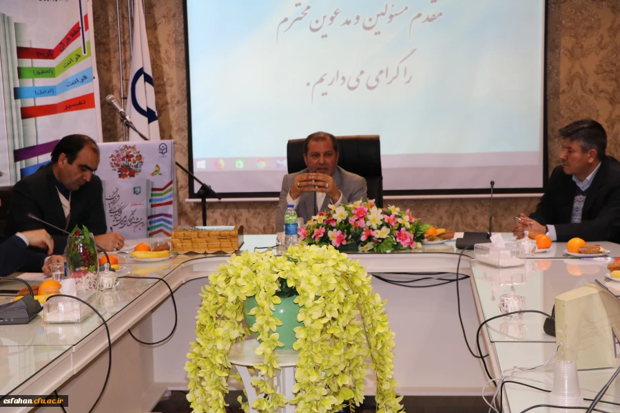 دکترحبیب صفر زاده در اختتامیه دومین جشنواره منطقه ای فرهنگی، اجتماعی اساتید و کارکنان دانشگاه فرهنگیان:

بسیاری از مسائل در حوزه فرهنگ مدیریت نشده است، معماری خوبی در عرصه فرهنگ نداشته ایم و جلوه های اصیل فرهنگ را به درستی به دانشجو تعلیم نداده ایم،