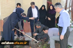 به مناسبت هفته طبیعت و روز بزرگداشت شهدا در دانشگاه فرهنگیان استان اصفهان برگزار شد.
طرح کاشت نهال به یاد شهدا