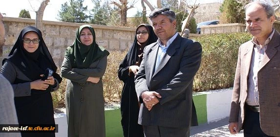 به مناسبت هفته طبیعت و روز بزرگداشت شهدا در دانشگاه فرهنگیان استان اصفهان برگزار شد.
طرح کاشت نهال به یاد شهدا