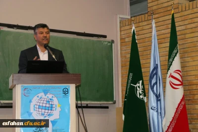 دکتر عروف زاد ، رییس جشنواره تجربیات برتر آموزشی و تربیتی دبیران زیست: 
باور دانشگاه فرهنگیان به روزرسانی تجربیات علمی است.