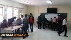 برگزاری انتخابات شورای صنفی -رفاهی دانشجویی در پردیس شهید باهنر اصفهان