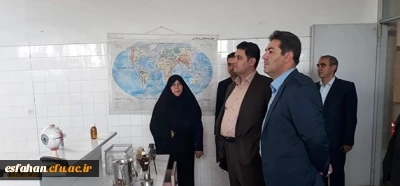 معاون آموزش و تحصیلات تکمیلی دانشگاه فرهنگیان در بازدید از مرکز شهید مطهری خوی عنوان کرد:
اهتمام مدیریت دانشگاه بر استمرار فعالیت های آموزشی و استفاده از ظرفیت حداکثری در پردیس ها و مراکز